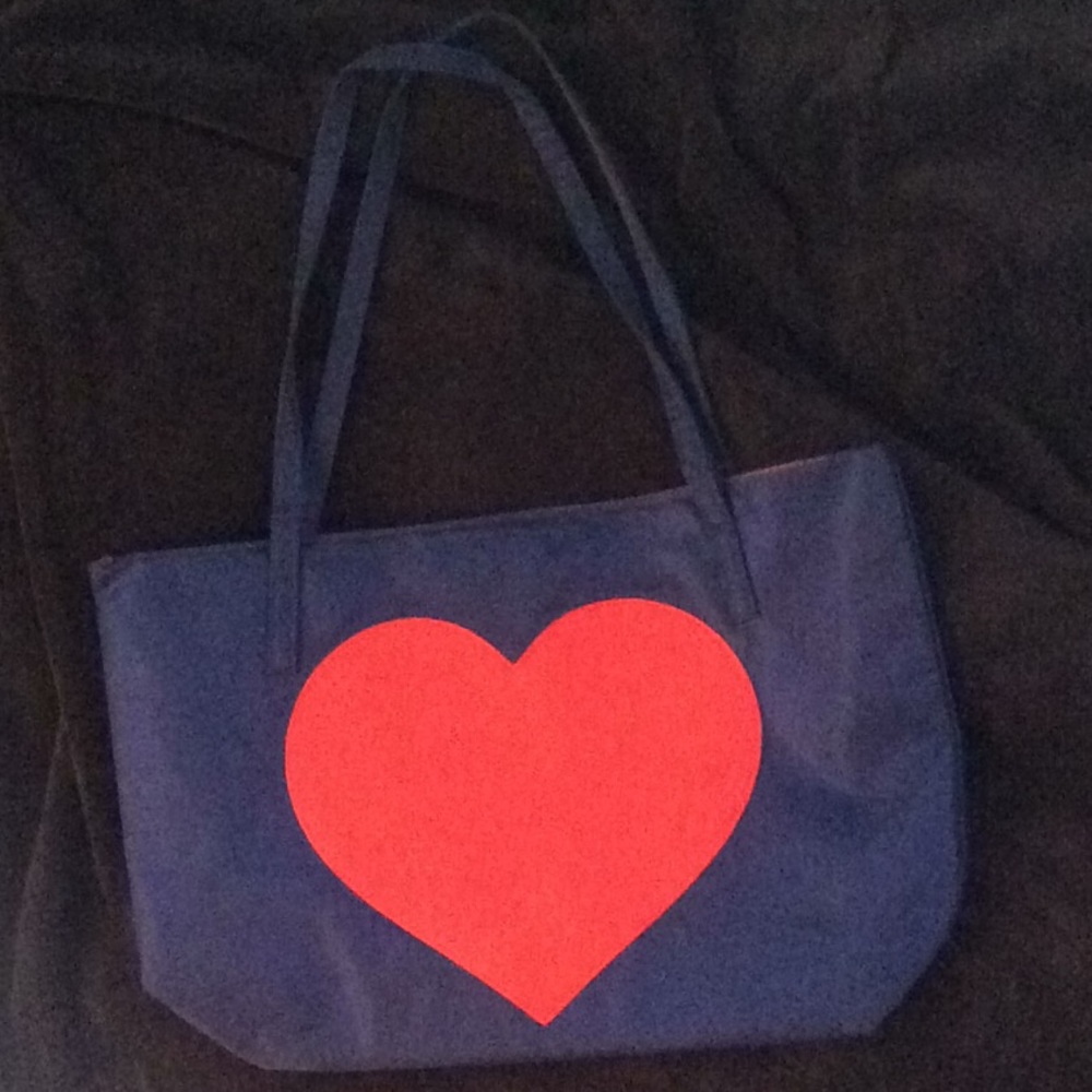 Avon Nylon Heart Tote Bag Brand New! ❤️💙